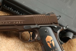 SIG Sauer Model 1911 45 Spartan &ldquo;Molon Labe&rdquo; .45 ACP 5&rdquo; Semi-Auto Pistol W/ Box & 2x Mags 2013 - 8