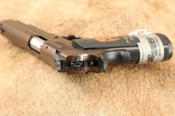 SIG Sauer Model 1911 45 Spartan &ldquo;Molon Labe&rdquo; .45 ACP 5&rdquo; Semi-Auto Pistol W/ Box & 2x Mags 2013 - 15