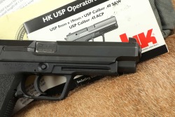 Heckler & Koch H&K USP Expert .40 S&W 5&rdquo; Semi-Auto Pistol W/ Factory Soft Case & 2x Mags 2001 - 5