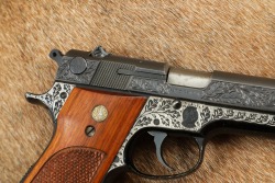 Consecutive Set Engraved Smith & Wesson S&W 39-2 9mm 4&Prime; Double Action Semi-Automatic Pistols w/ Letters C&R 1972 - 24