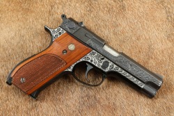 Consecutive Set Engraved Smith & Wesson S&W 39-2 9mm 4&Prime; Double Action Semi-Automatic Pistols w/ Letters C&R 1972 - 36