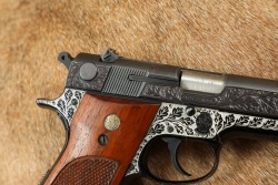 Consecutive Set Engraved Smith & Wesson S&W 39-2 9mm 4&Prime; Double Action Semi-Automatic Pistols w/ Letters C&R 1972 - 40