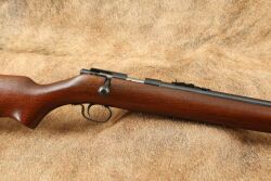 Pre-War Winchester Model 72 .22 Short, Long, Long Rifle 25&rdquo; Bolt Action Rimfire Rifle, 1938-42 C&R - 31