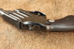 Colt Camp Perry Model .22 LR 10&rdquo; Single-Shot Target Pistol 1931 C&R - 14