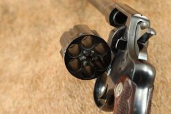 Colt Pre-WW2 New Service .45 Colt 7.5&rdquo; SA/DA Revolver, Deluxe Checkered Walnut Grips 1925 C&R - 19
