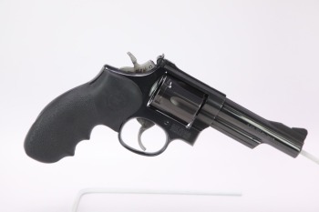 1988 Smith & Wesson Model 19-5 .357 Combat Magnum 4" Double Action Revolver